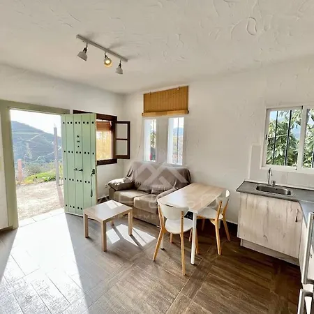 Quiet Rural Jacuzzi Holiday home Almunecar